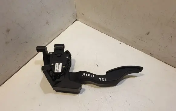 Opel Meriva A Accelerator throttle pedal 93335443