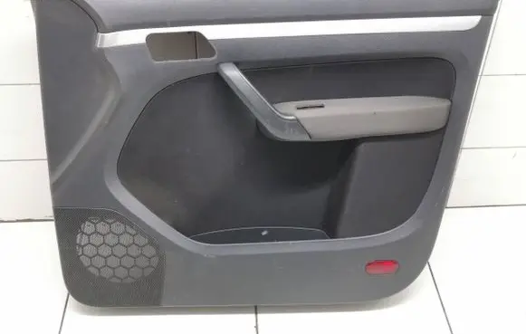 Volkswagen Touran I Front door card panel trim 1t1867012r