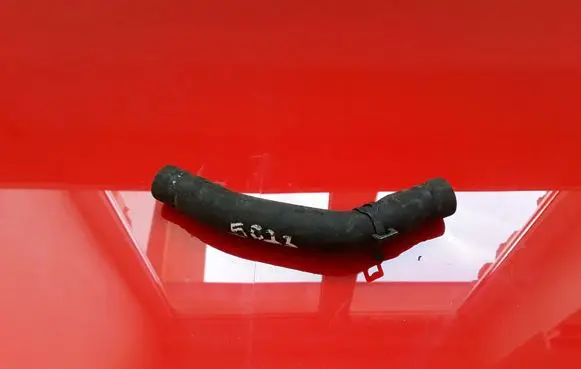 Dodge Nitro Engine coolant pipe/hose NOCODE