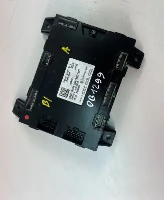 Tesla Model S Other control units/modules 101090700D