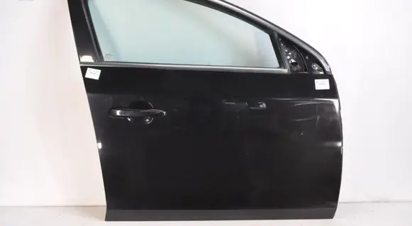 Volvo S60 Front door 