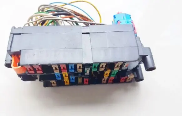 Peugeot 206 Fuse box set 9635518180