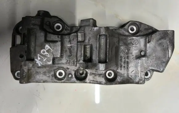 BMW X4 F26 Generator/alternator bracket 8506863 174786