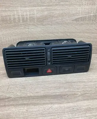 Volkswagen Golf IV Dash center air vent grill 1J0819728C 1J0819736C