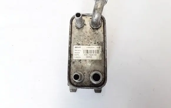 Volvo XC70 Oil filter mounting bracket 30792231