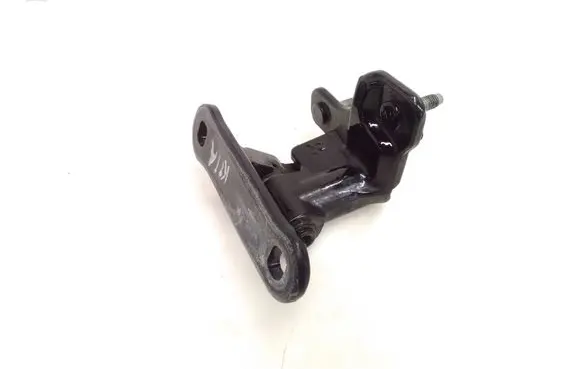 Mercedes-Benz CLS C218 X218 Front door lower hinge 