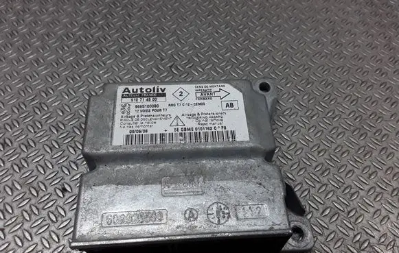 Peugeot 308 Airbag control unit/module 610714900