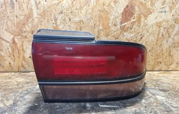 Mitsubishi Sigma Rear/tail lights