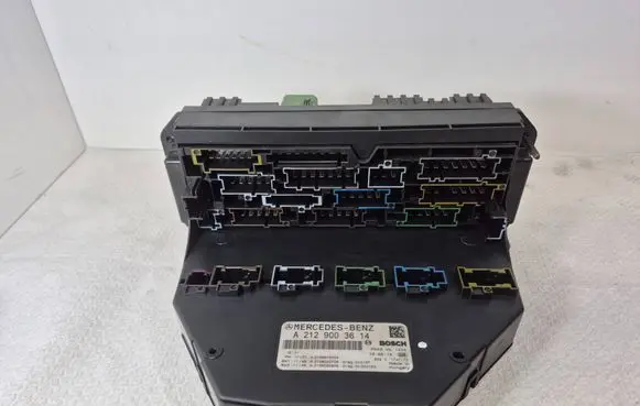 Mercedes-Benz E W212 SAM control unit A2129003614 A2129020806 A2129015304