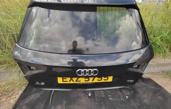 Audi A3 S3 8V Tailgate/trunk/boot lid