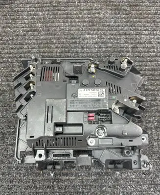 Mercedes-Benz S W222 Fuse module A2225406040 P00169278 Z0S001