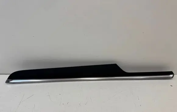 Porsche Macan (95B) Other rear door trim element 95B867062N