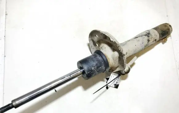 Skoda Octavia Mk2 (1Z) Front shock absorber/damper