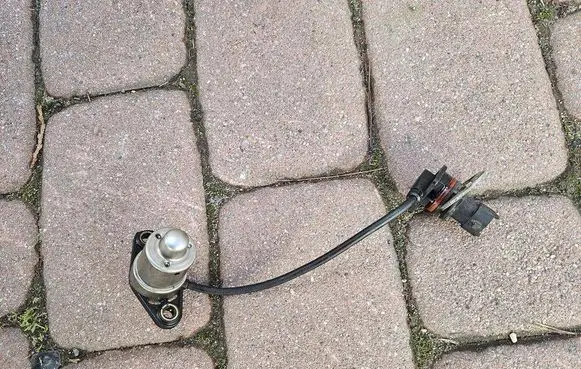 Opel Insignia A Oil level sensor 55352617-