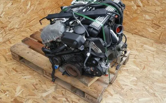 BMW 3 E90 E91 Engine swap N52B30A