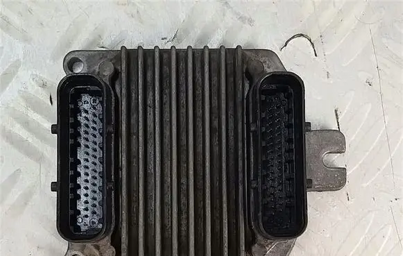 Opel Zafira Life Engine control unit/module 