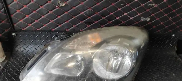 Renault Koleos I Headlight/headlamp