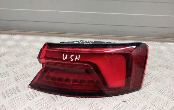 Audi A5 Rear/tail lights 8W6945092H
