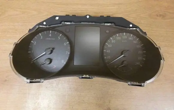 Nissan Qashqai Speedometer (instrument cluster) 24810HV13C HV13C