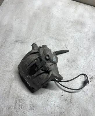 Mercedes-Benz E W211 Front brake caliper 351302