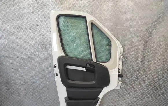 Peugeot Boxer Front door