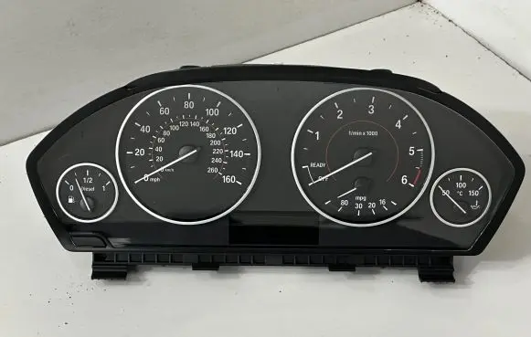 BMW 4 F32 F33 Speedometer (instrument cluster) 8718256