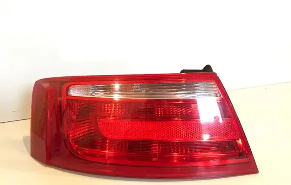 Audi A5 8T 8F Rear/tail lights 8T0945095