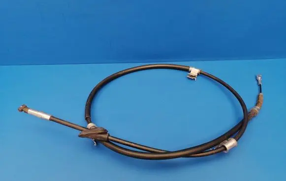 Handbrake/parking brake wiring cable