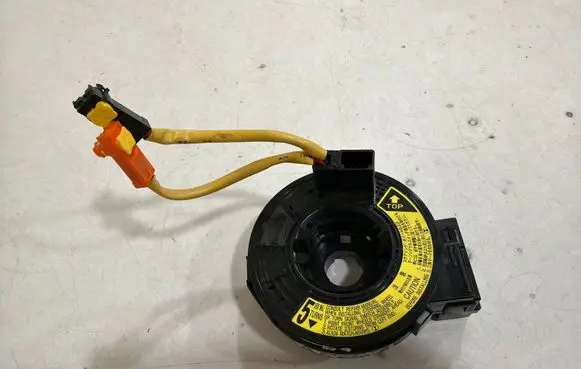 Toyota Avensis T250 Airbag slip ring squib (SRS ring)