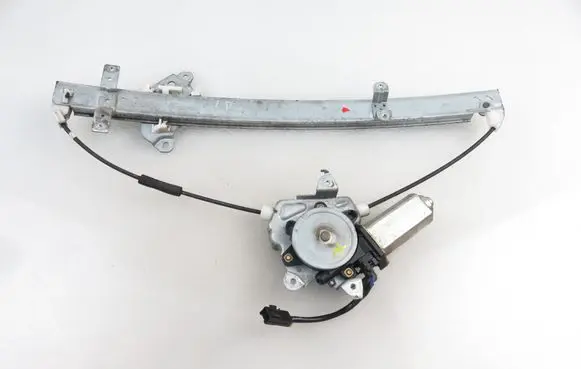 Nissan Pathfinder R50 Front door window regulator with motor 807310W205
