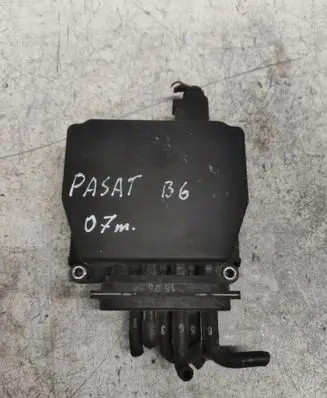 Volkswagen PASSAT B6 Turbo solenoid valve 6Q0131075