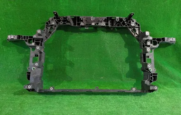 Honda CR-V Radiator support slam panel