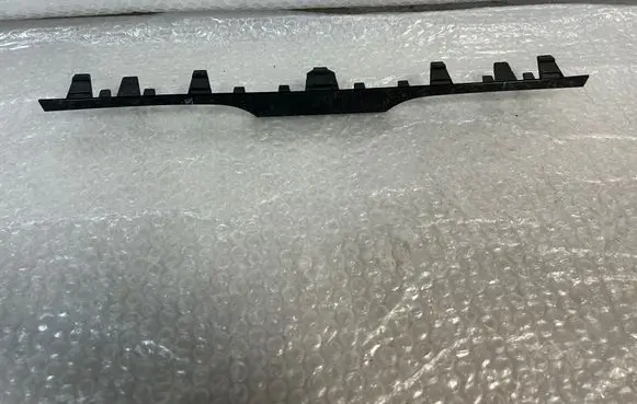 Front bumper lower grill