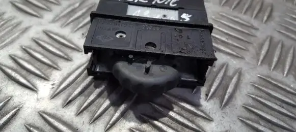 Headlight level height control switch