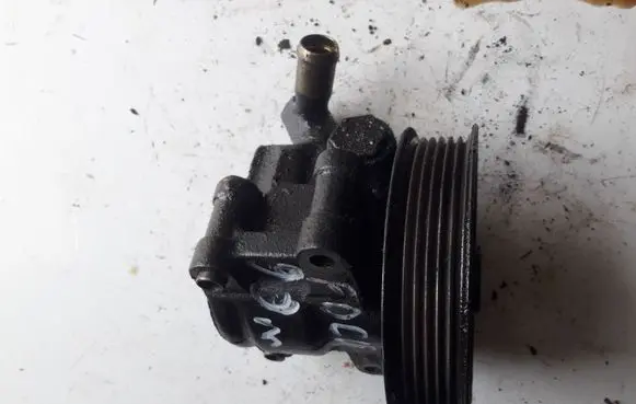 Ford Focus Power steering pump
