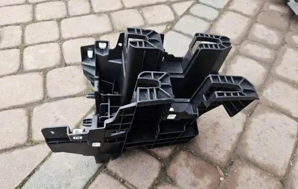 Other center console (tunnel) element
