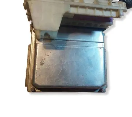 Volvo S60 Engine control unit/module ECU 0261208289 30668478A