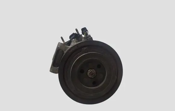 Volvo V60 Air conditioning (A/C) compressor (pump) 31332528