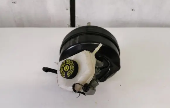 BMW 3 F30 F35 F31 Brake booster