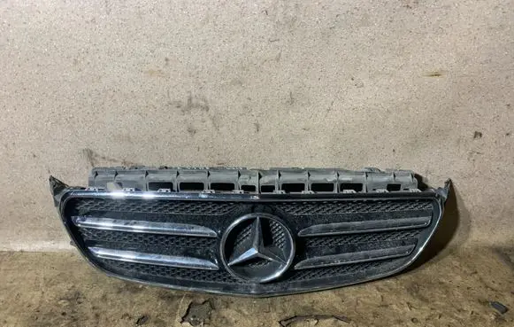 Mercedes-Benz E W213 Front bumper upper radiator grill A2138880123