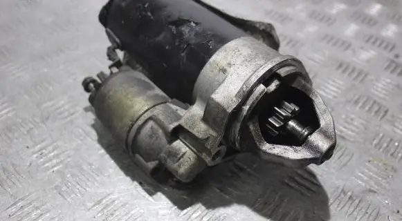 BMW 7 E65 E66 Starter motor 0001109057