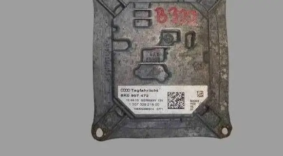 Audi A4 S4 B8 8K Headlight ballast module Xenon 8K0907472