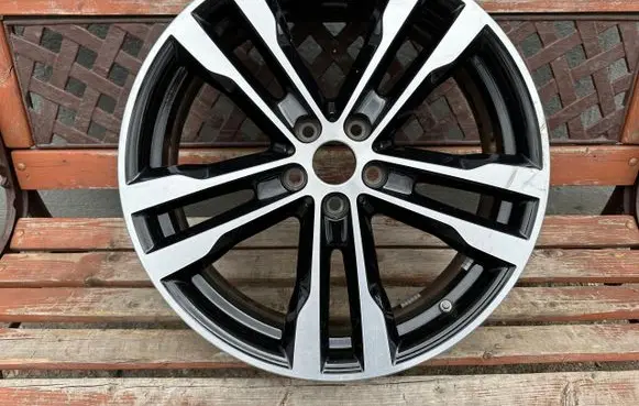 BMW i3 R20 alloy rim 
