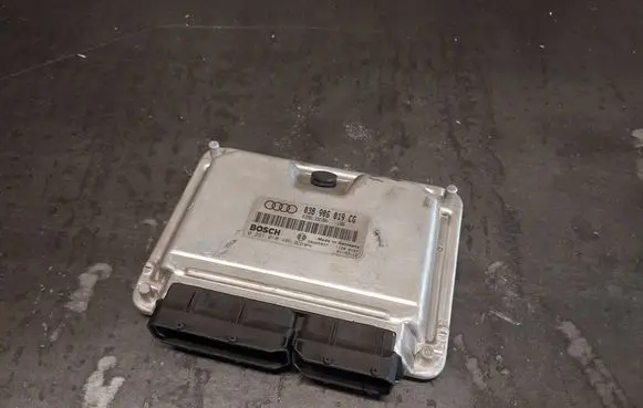 Audi A4 S4 B6 8E 8H Engine control unit/module 038906019CG 0281010406