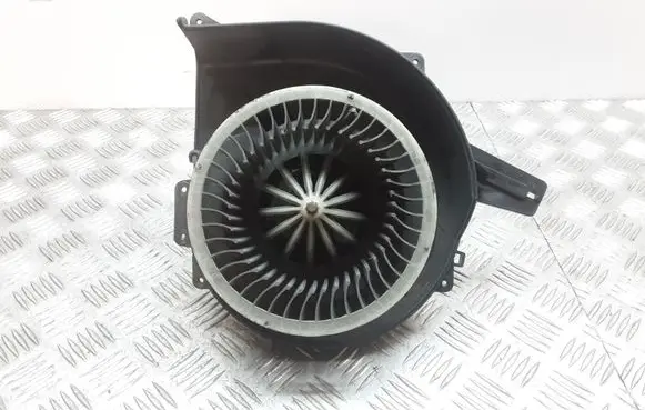 Volkswagen Polo Heater fan/blower 6Q1820015C