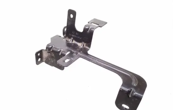 Land Rover Defender Other engine bay part JPLA14536BB