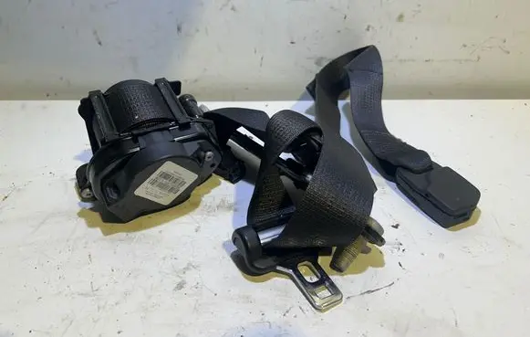 Jeep Cherokee Front seatbelt 119SCF12000 TSH11252ACSY