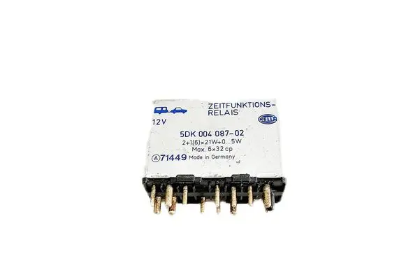 Mercedes-Benz E W124 Tow bar relay 5DK004087 5DK004087-02
