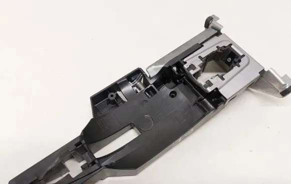 Renault Kadjar Front door exterior handle/bracket 806071597R 806074307R