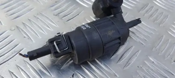 Opel Agila A Windscreen/windshield washer pump 090586632